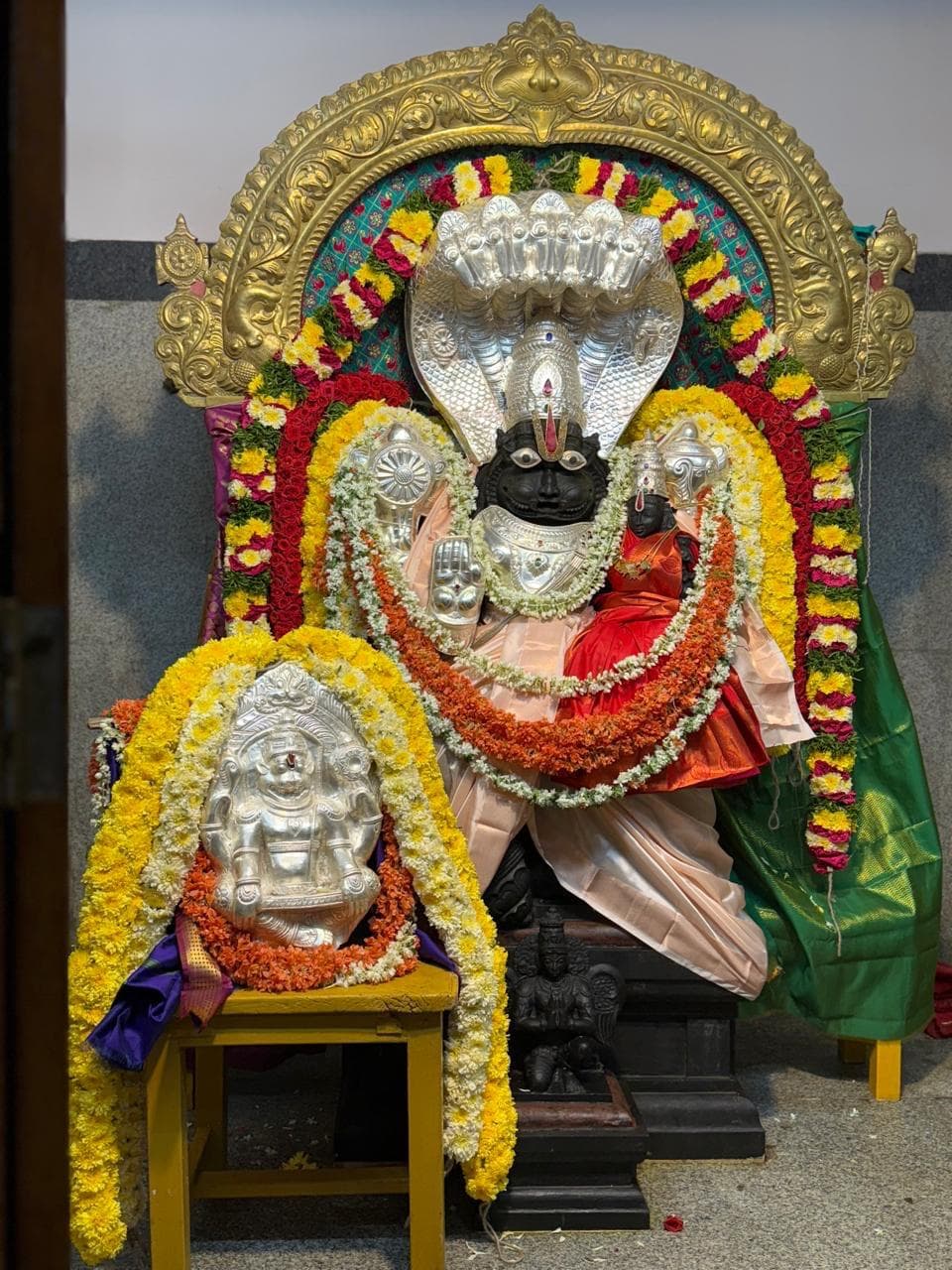 Sri Yoga Lakshmi Narasimha Swami